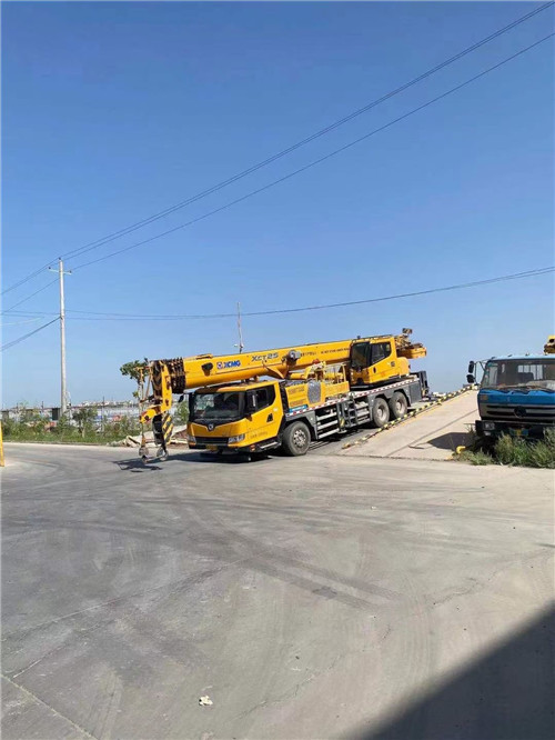 沙坪坝区吊车作业时，可能会产生哪些额外收费项目？